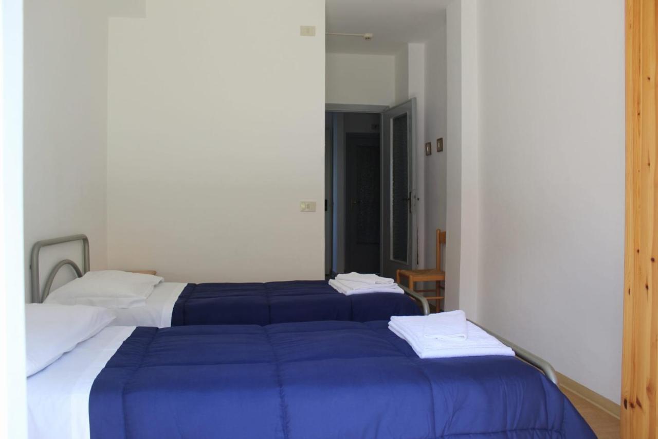 Hotel Casa Per Ferie Beatorosaz Cesana Torinese Exterior foto